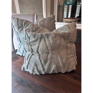 Set of 2 boho pillows